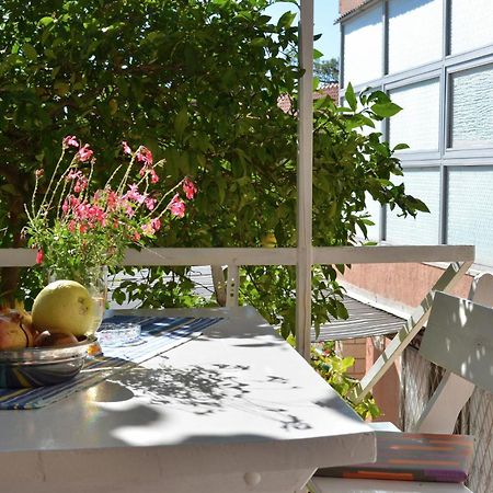 Laidback Apartments Orebic Ruang foto