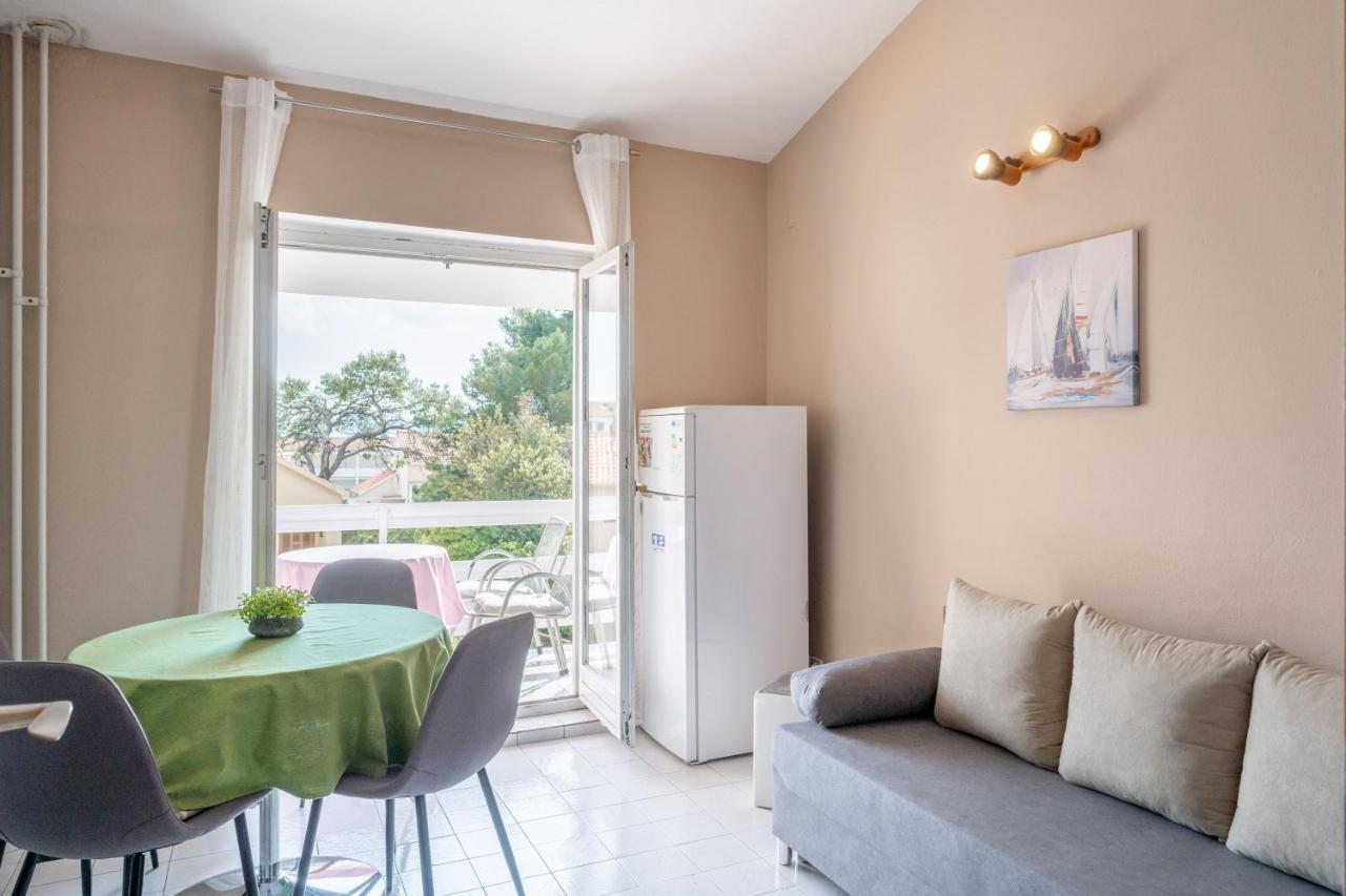Laidback Apartments Orebic Bagian luar foto