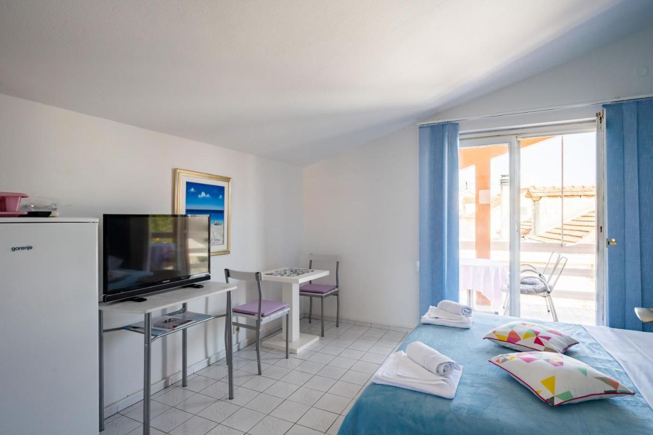Laidback Apartments Orebic Bagian luar foto