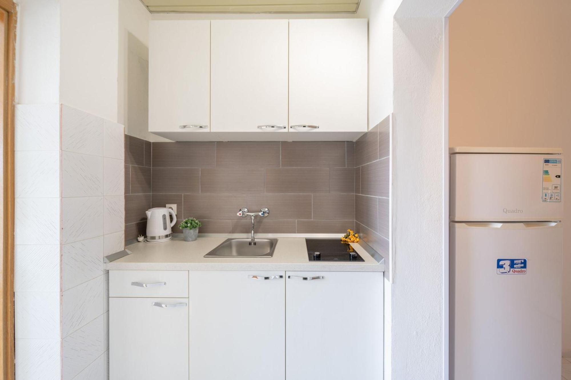 Laidback Apartments Orebic Ruang foto
