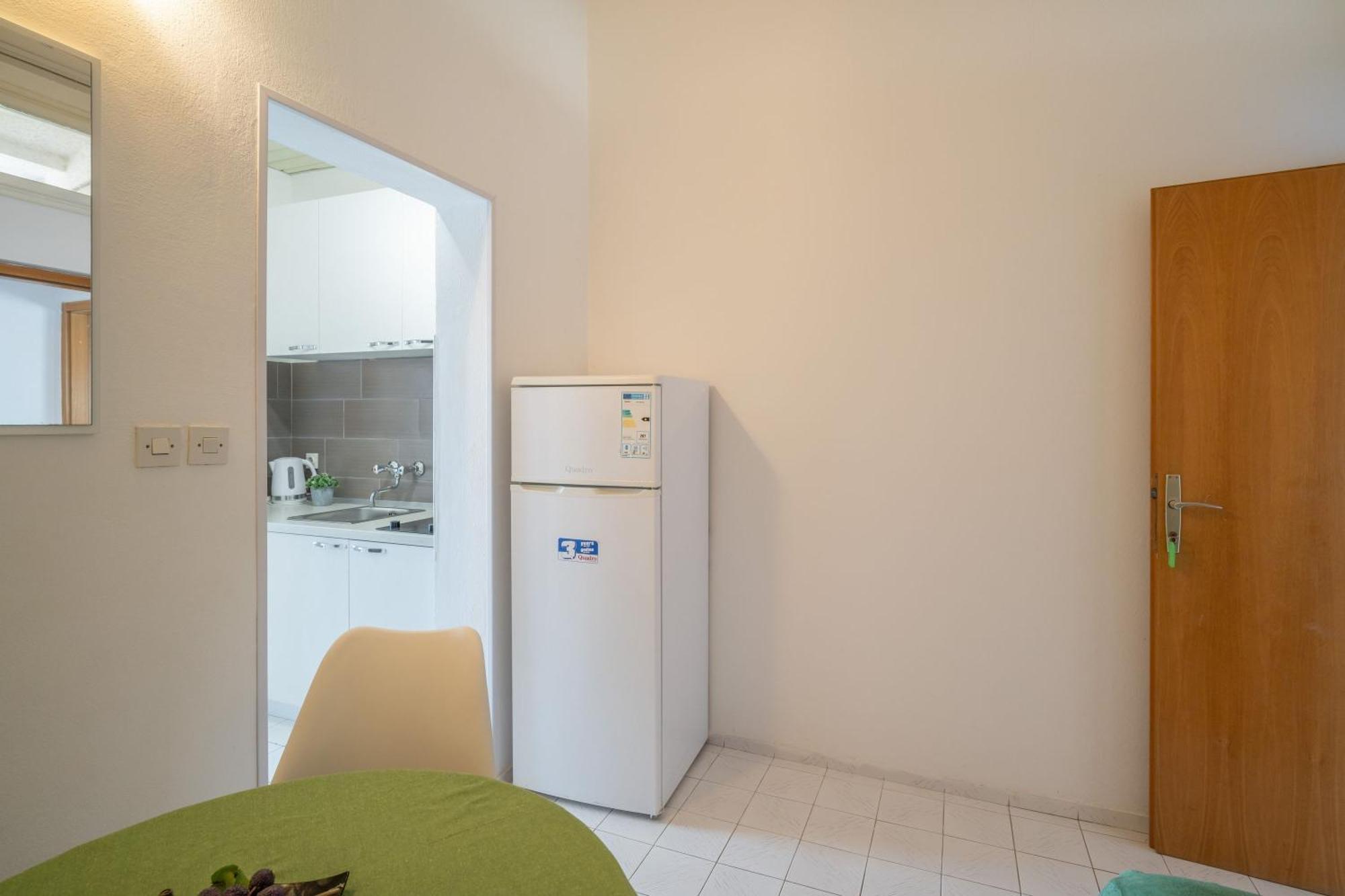 Laidback Apartments Orebic Ruang foto
