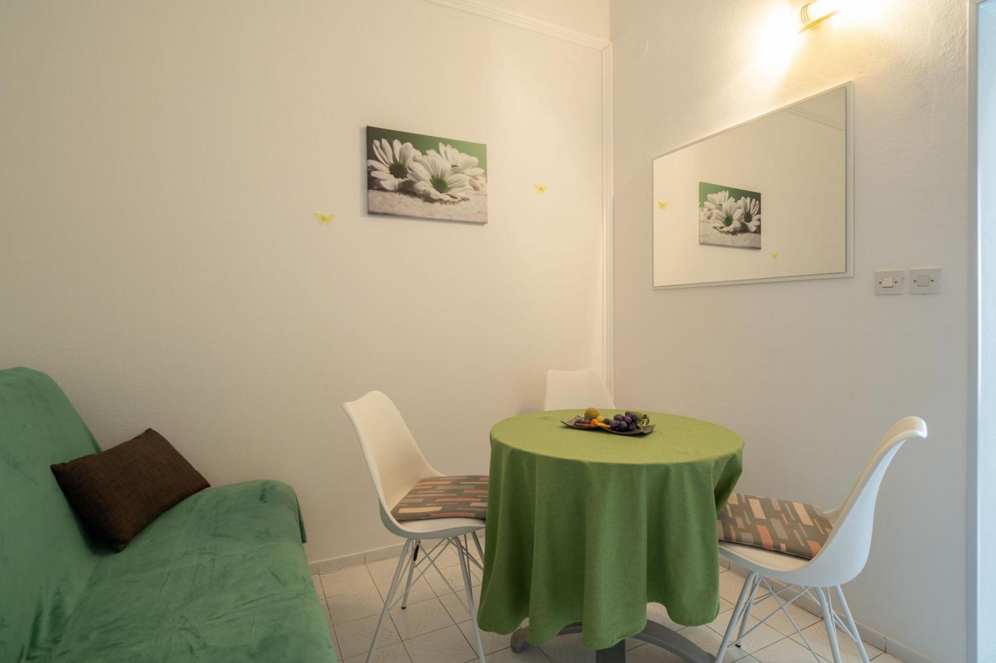 Laidback Apartments Orebic Ruang foto